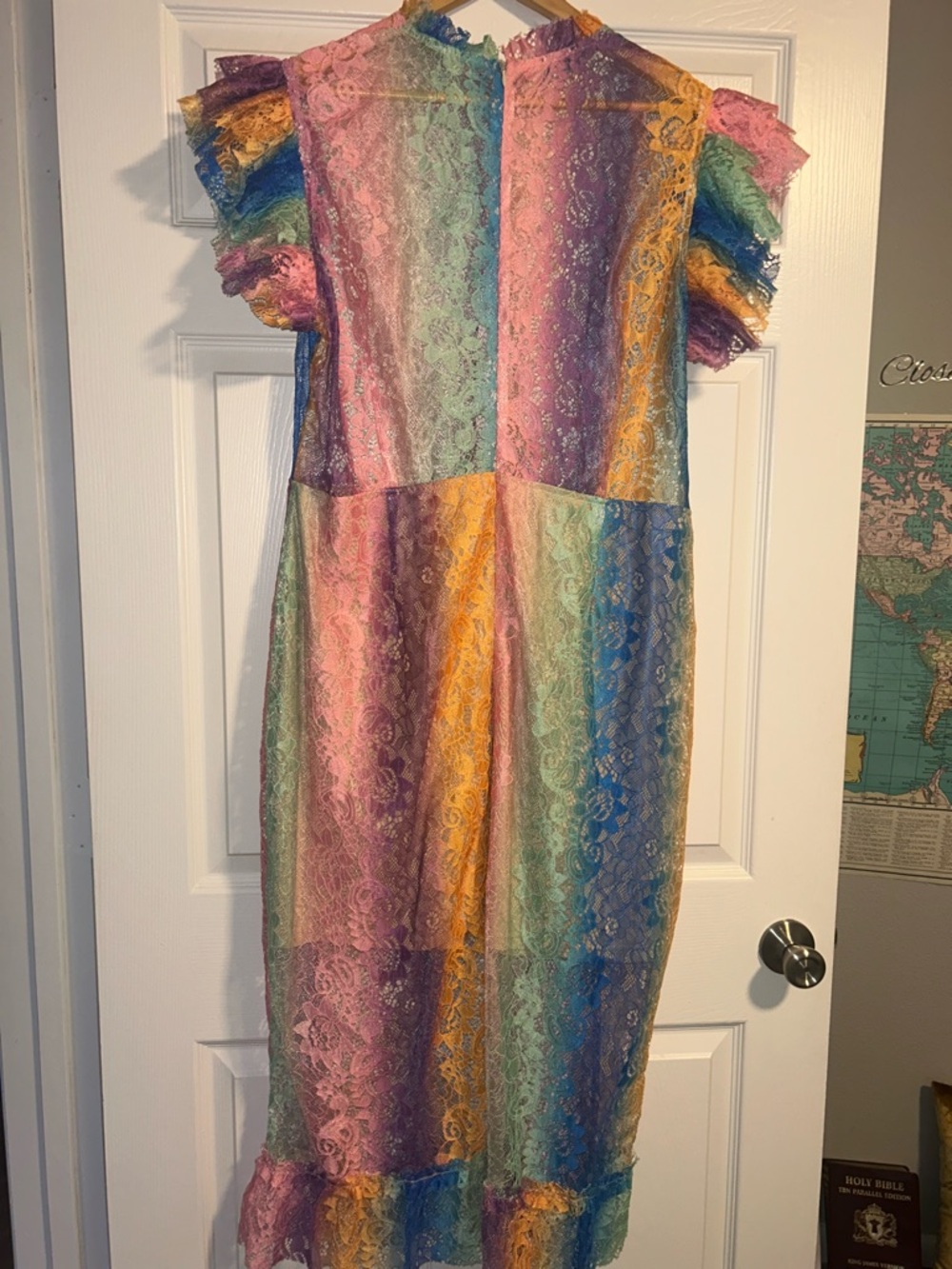 Curvy Rainbow Lace Midi Dress with Ruffle Sleeves - Multicolor - Picture 9 of 10